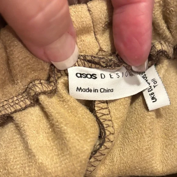 ASOS Design Brown Shorts with pockets - Size 2 (waist:24”) - Picture 8 of 9